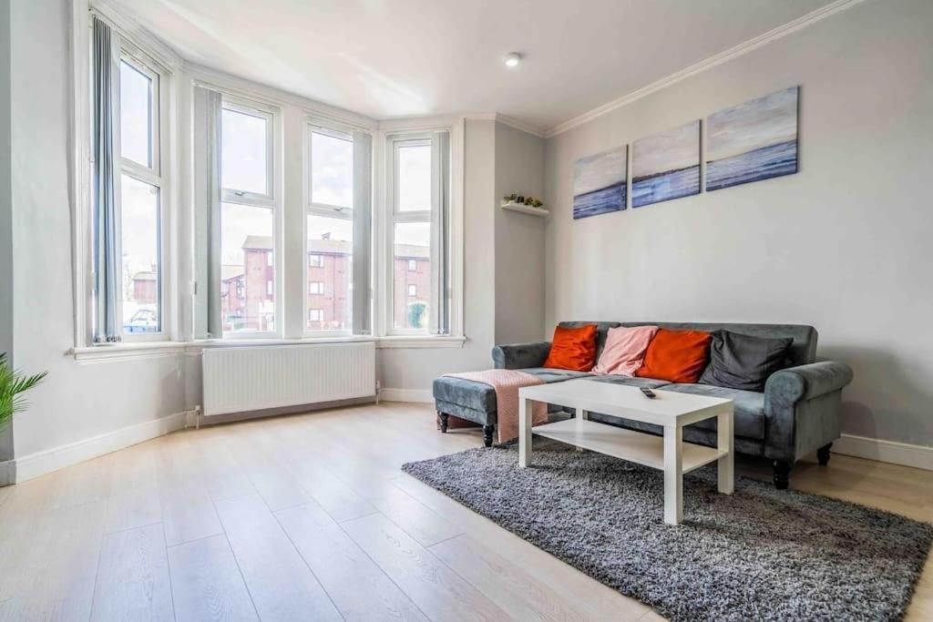 Beautiful Flat With Free Parking Apartamento Birmingham Exterior foto